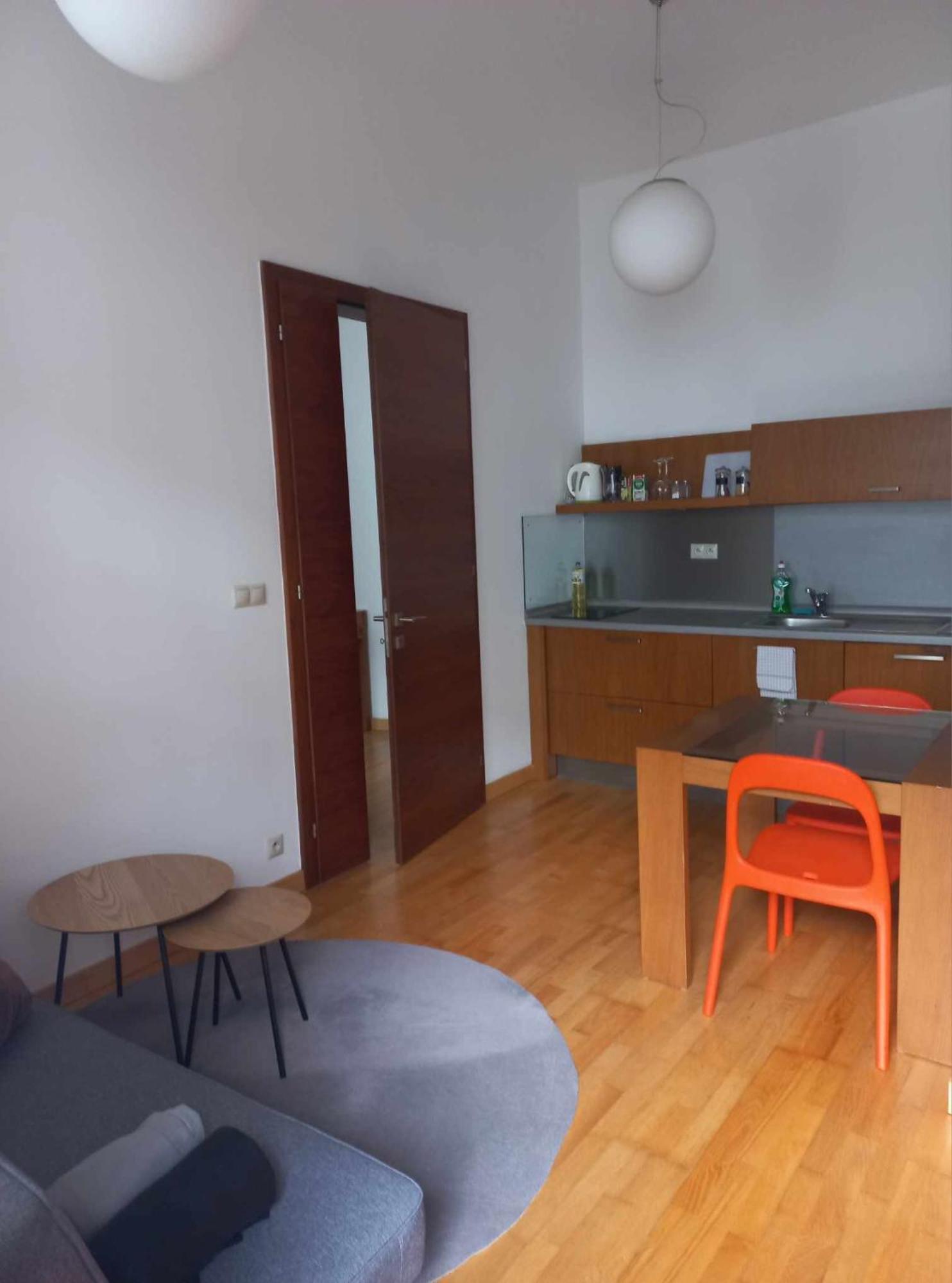 Apartman Pistacia Priame Centrum Bb Банска-Бистрица Экстерьер фото